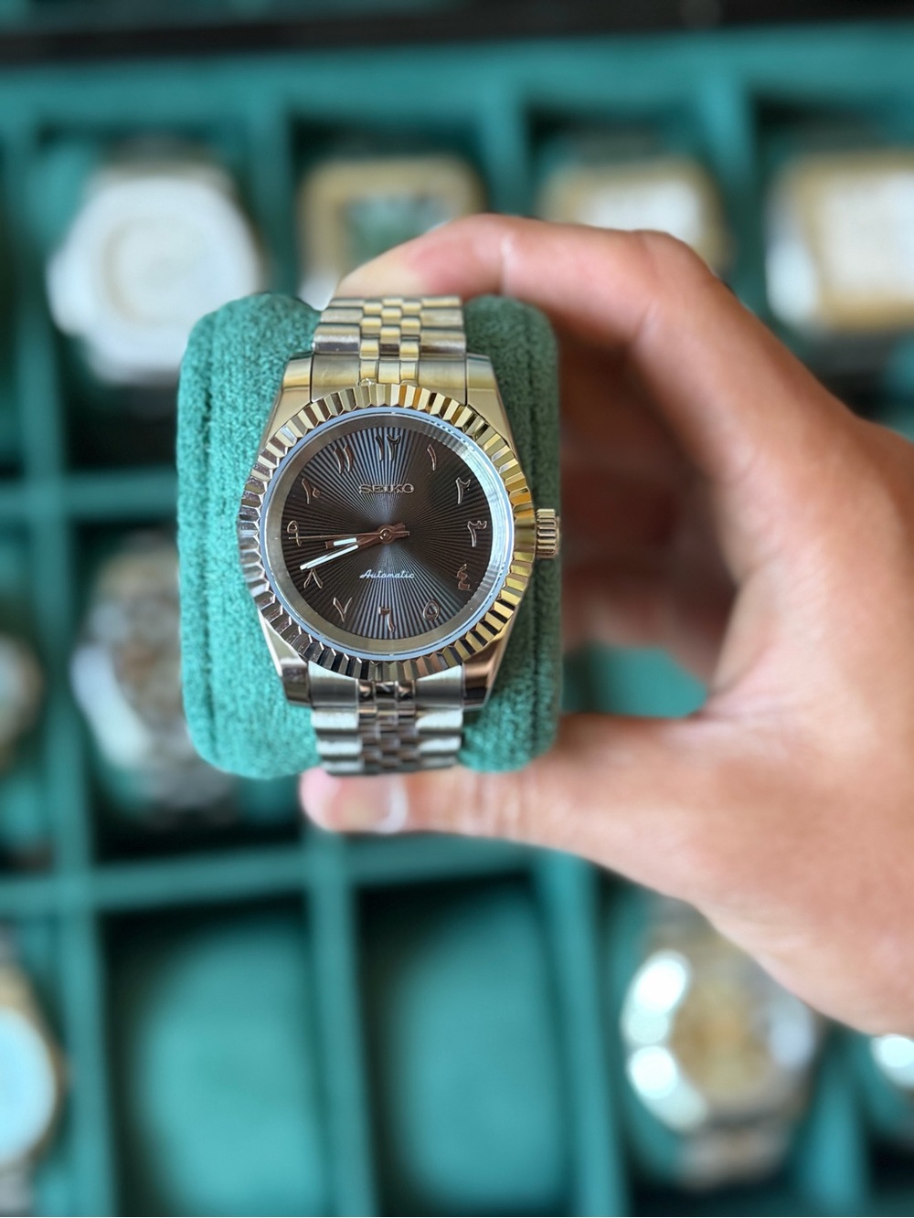 Seiko Mod: Black Arabic